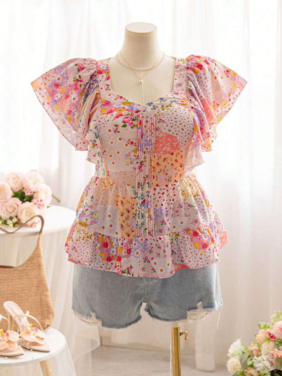 Soleia Blouse peplum à imprimé floral rose pour femmes grandes tailles avec manches courtes. Décontractée et fraîche pour l'extérieur/le thé de l'après-midi. Chemises d'été pour femmes - Multicolore - Voir 1