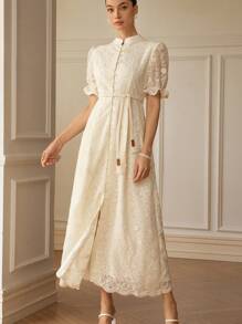 Aveloria Rosie 法式蕾丝浪漫长裙，正面有纽扣，短袖，收腰 - 杏色 - 查看 5