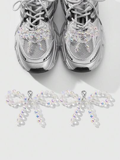 Kawaii 2 pièces Clips de chaussure élégants et faits main dans le style Ins avec perles transparentes et cristal, sirène et nœud papillon. Accessoires de mode convenant aux femmes, pour un port quotidien ou en cadeau.