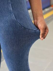 适合青少年女孩的时尚休闲基本款舒适瑜伽健身蓝色针织弹力紧身喇叭牛仔裤，柔软舒适，适合日常穿着，也适合青少年女孩春夏派对、节日和海滩穿着。 - 藍色 - 查看 2