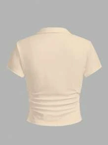 SHEIN Essnce Set de 2 camisetas de mujer con cuello polo, cuello en V, pliegues y mangas cortas - Multicolor - Ver 4
