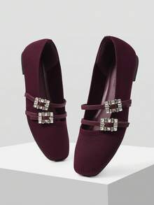MOTF PREMIUM PU 皮革水钻装饰平底鞋 - 酒紅色 - 查看 4