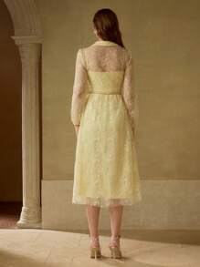 MOTF PREMIUM 时尚优雅网眼刺绣领腰系带中长连衣裙，适合女士 - 黃色 - 查看 4