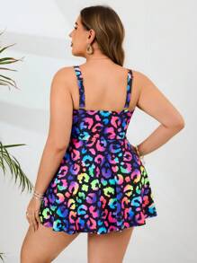 Swim Lushoire 大码彩色豹纹分体泳衣套装，成熟度假风格