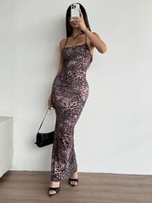 夏季时尚豹纹长款吊带裙