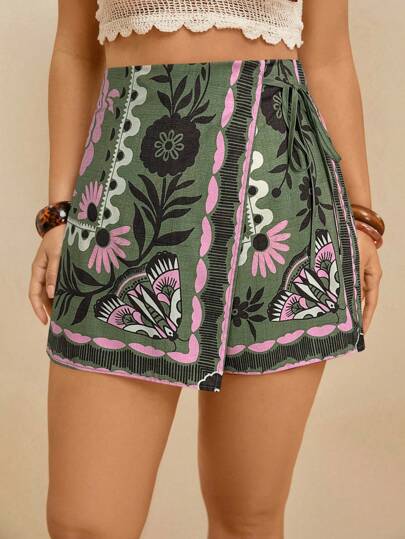 Travachic 女式加大码波西米亚风休闲度假沙滩抽绳短裤，带花卉蕾丝边