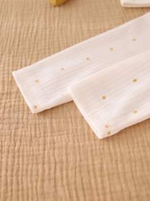 新生儿趣味星星和彩虹印花，柔软罗纹面料，黄色圆点长袖连体衣，带帽子，家居服套装 - 彩色 - 查看 4