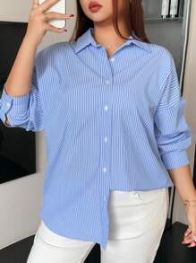 Dazy Plus 加大码翻领条纹蓝色长袖衬衫，秋季返校服装