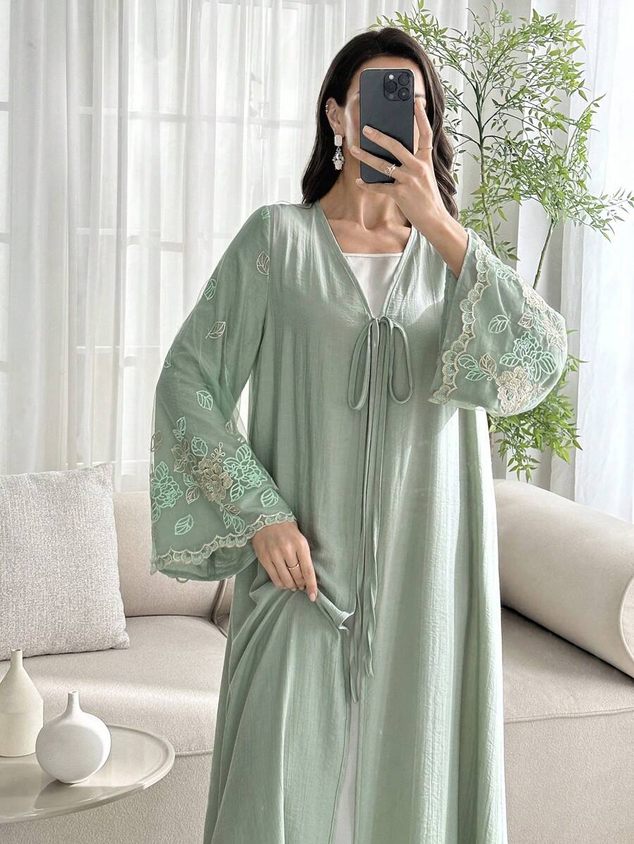 Al Najma 春夏阿拉伯风格系带拼布刺绣网眼喇叭裙