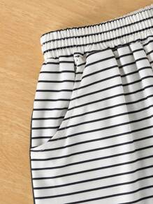 Young Boy Knit Striped Patchwork Distressed Printed Shorts, Korean Style Street Fashion - Multicolor - View 3