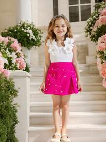 Kleine Mädchen Weißes ärmelloses Top mit Blumenmuster und Nieten Dekor, geeignet für Geburtstag, Urlaub und Sommerfeste