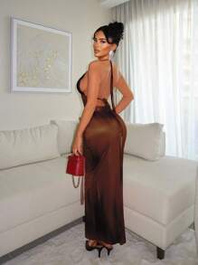 SHEIN SXY Vestido ajustado con cuello en V y encaje de contraste, Sexy