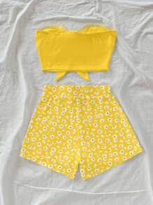 Soleia Women's Casual Tie Front Cropped Bustier Top And Fitted Mini Shorts Set, Suitable For Summer, Vacation, Ditsy Floral, Suitable For Afternoon Tea,Holiday Outfits,Summer Outfits,Butter Yellow,Daisy - Multicolor - View 2