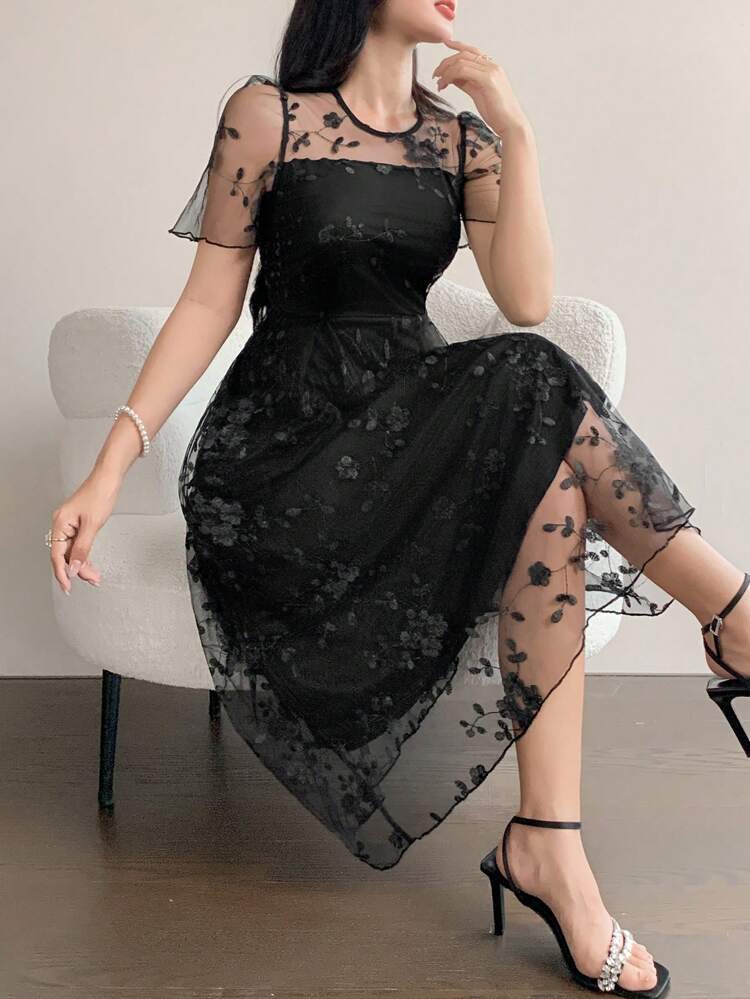 Women's Black Lace Midi Dress With Floral Prints, Round Neck Short Sleeve, Suitable For Holiday, Date Night