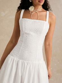 Enchnt 春夏浪漫女士优雅花卉刺绣荷叶边下摆吊带长裙，甜美优雅性感连衣裙，适合节日连衣裙、度假连衣裙、甜蜜约会、毕业季连衣裙、日常通勤、下午茶连衣裙、婚礼和花园派对，女士夏季服装，太阳裙，女士夏装，商务休闲女装 - 白色 - 查看 6