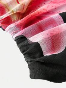 SHEIN Girlism 少女黑色修身网眼印花奶油色T恤，适合派对、休闲、夏季、毕业典礼、返校、度假、节日、午餐、音乐节等场合。 - 黑色 - 查看 4