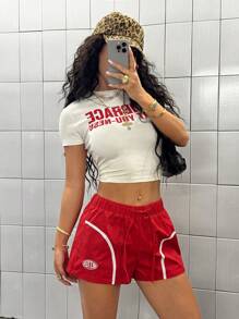 StreetHx 女士红白拼色刺绣运动超短裤 - 紅色 - 查看 1