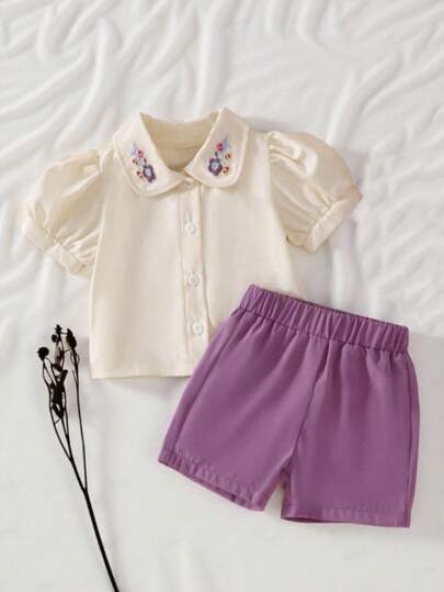 SHEIN Vintaside Kids 2 件装女婴花卉刺绣 Polo 领荷叶边袖衬衫上衣和松紧腰短裤套装，舒适可爱的休闲装，适合春季、夏季、秋季，适合室内和室外