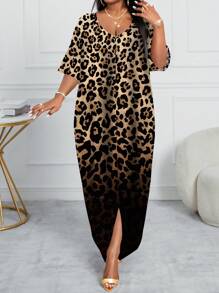SHEIN Lady Lässiges Urlaubskleid im Stil eines Gradualen Leopardendruckes für Große Größen mit V-Ausschnitt, Langarm, einfarbige Einsätze und lockerer Passform