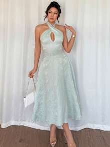 Modelyn Vestido verde menta de línea A con escote de cuello halter y cintura con nudo