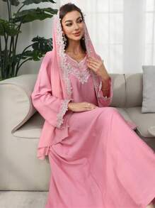 SHEIN Najma Đầm cổ tròn thêu hoa đính đá & viền lá kèm khăn trùm đầu, dài đến đầu gối, váy đẹp Jalabiya dành cho phụ nữ, kín đáo - Hồng - Xem 5