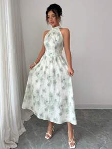 Selianne Gaun Wanita Motif Tie-Dye dengan Tali Pinggang dan Leher Halter - Hijau - View 6