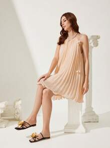 CUCCOO CHICEST Women's Iris Flower Strap Criss-Cross Square Toe Flat Sandals, Elegant Casual Black & Gold Faux Leather Ladies Summer Beach Flip Flops, Suitable For Afternoon Tea, Vacation, Beach, Hawaii - Black - View 8