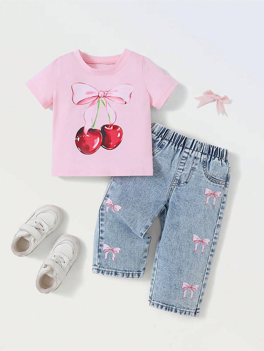 SHEIN Denimly Baby Girls 2pcs Outfit - Soft White Round Neck Short Sleeve Tee With Pink Cherry & Bow Print, And Elastic Waist Denim Straight Leg Pants With Bow Print - Pink - View 1