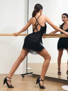 Menodora SHEIN Sport Costume de danse latine pour femmes avec décorations à franges, dos nu et col en pointe