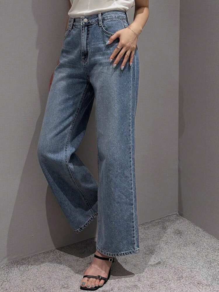 Light Washed Blue Straight Leg Ankle Length Jeans, All Season