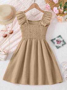 SHEIN Vintaside Kids Tween 女童休闲纯色荷叶边度假连衣裙 - 杏色 - 查看 2