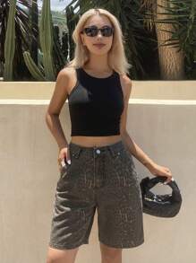 DAZY Women's Distressed Straight Leg 5-Inch Denim Shorts Streetwear