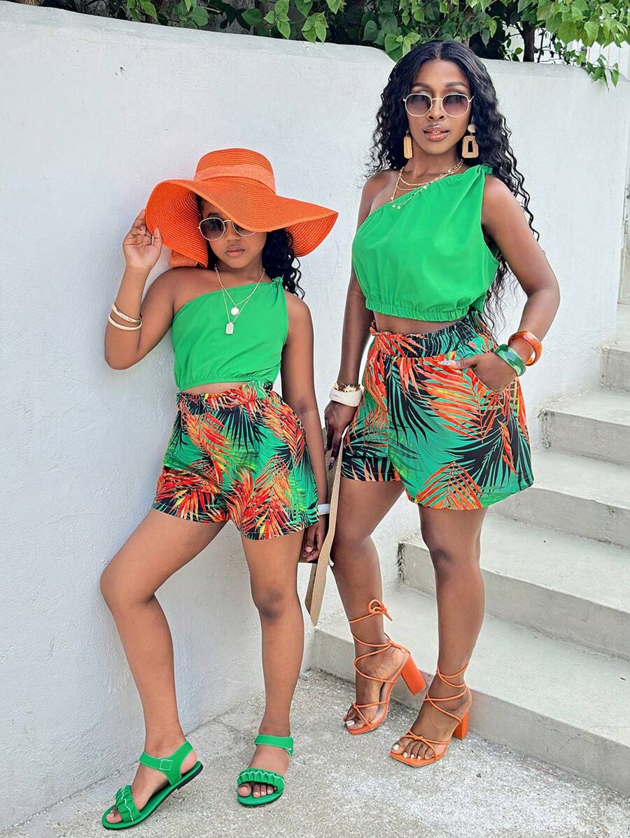 Conjunto informal de 2 piezas de niña preadolescente de unicolor con top sin mangas asimétrico y shorts de verano. Conjunto a juego de madre e hija (se venden por separado los 2 conjuntos)