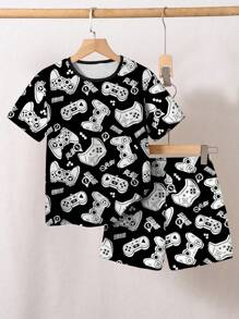 SHEIN 青少年男孩睡衣套装，黑色电子游戏印花弹力短袖上衣和短裤，舒适贴身家居服