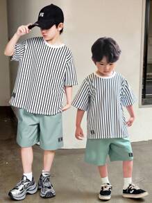 SHEIN 2pcs Tween Boys' Casual Striped Short Sleeve T-Shirt And Shorts Set, Streetwear Punk Rock Preppy Style For Daily Wear, Parties, Music Festivals, Spring/Summer