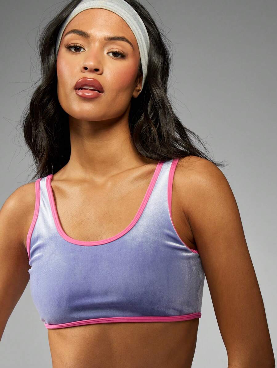 MISSGUIDED 丝绒运动文胸运动瑜伽舞蹈训练短款上衣健身健身房高性能运动文胸健身运动服 - 紫色 - 查看 1