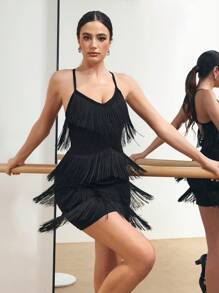 Menodora SHEIN Sport Costume de danse latine pour femmes avec décorations à franges, dos nu et col en pointe