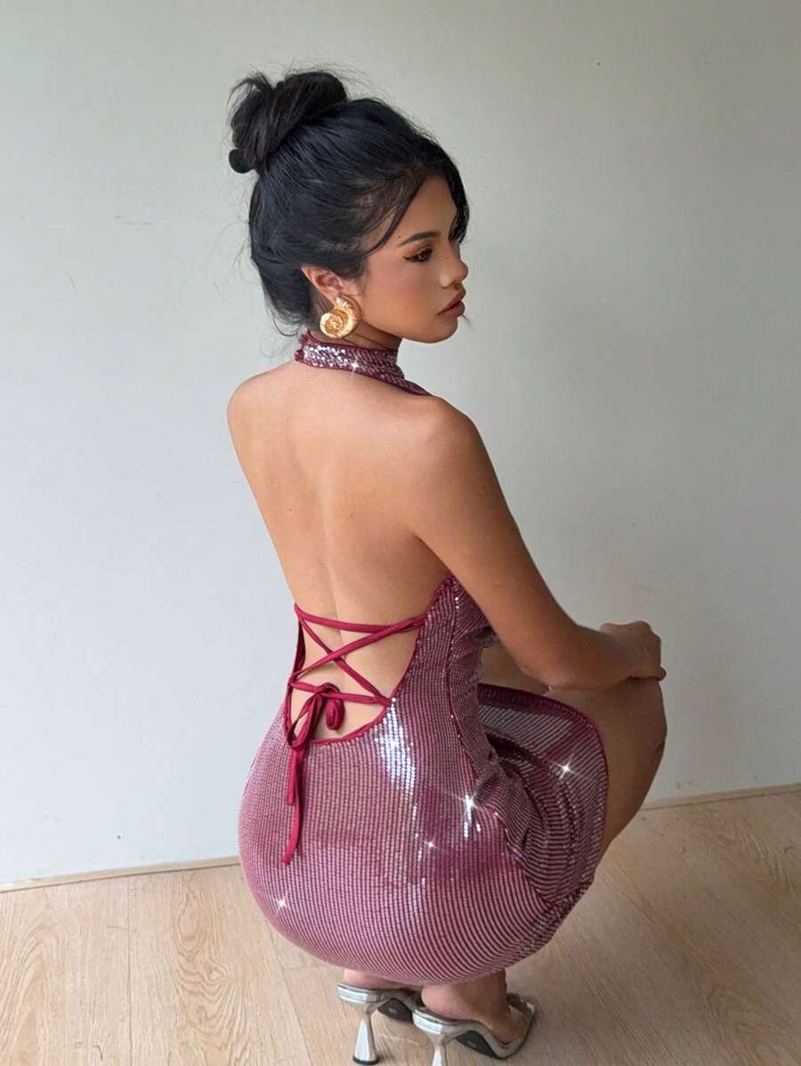 Aloruh Robe mini sexy femme à encolure plongeante sans manches, dos nu, avec découpes laser et détails brillants - Fushia - Voir 1