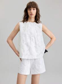 Ontre 2026春夏派对/情人节无袖上衣，女士纹理面料无袖上衣，适合独立日、海滩、度假、毕业典礼、办公室等场合，圆领，无袖，提花面料，夏季休闲优雅上衣，白色女士上衣，米色女士上衣，情人节浪漫约会，适合办公室穿着，简约优雅，通勤，都市时尚，时尚百搭女士上衣 - 白色 - 查看 1