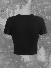 Tseoso Casual Letter & Geometric Pattern Crew Neck Cropped Fitted Women T-Shirt, Suitable For Summer - Black - View 3