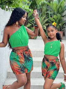 Conjunto informal de 2 piezas de niña preadolescente de unicolor con top sin mangas asimétrico y shorts de verano. Conjunto a juego de madre e hija (se venden por separado los 2 conjuntos)