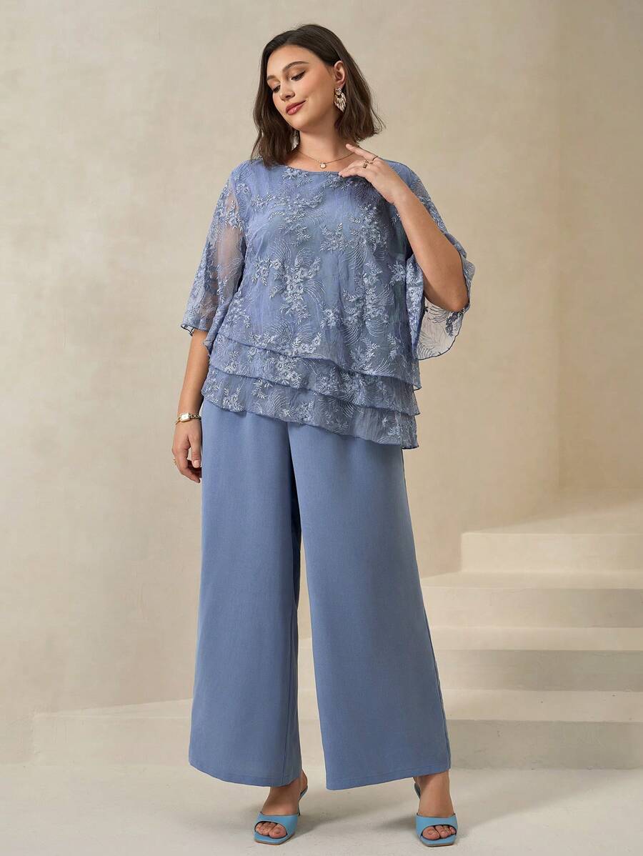Chikora Curve Plus 女式浪漫优雅蓝色圆领荷叶袖多层下摆刺绣衬衫 + 松紧腰阔腿裤 正式两件套、职业女装、女式婚礼宾客礼服、女式工作服、夏季两件套、女士节日服装、女式教堂服装、女士两件套、女士两件套、女士夏季服装、度假、服装、Curve Plus、女士快速发货、蕾丝上衣 - 藍色 - 查看 1