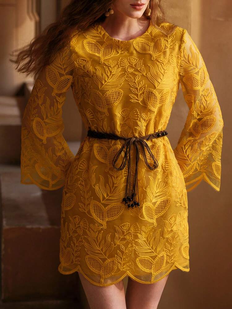 EMBROIDERY MESH OVERLAY BELL SLEEVE SHORT DRESS WITH BELT
