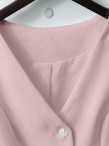 GlowEve Women's Stylish V-Neck White French Retro Fashion Elastic Waist Short Tank Top