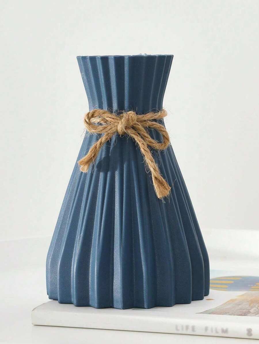 SHEIN 1 chiếc bình hoa nhân tạo, bình nhựa gốm sứ, cao 6,9 inch, bình trang trí nhà không vỡ, bình hoa giả không đựng được nước, bình trang trí hiện đại để trang trí nhà, phòng khách, bàn, văn phòng, đồ trang trí trung tâm, trang trí nhà cửa, F