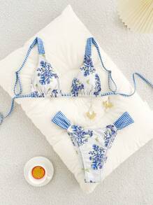 Swim Mod Nuevo traje de baño de mujer con estampado floral de porcelana azul y blanco en estilo lindo con parte superior tipo halter y Bottom de corte alto con tirantes cruzados ajustables - Azul y blanco - Ver 7