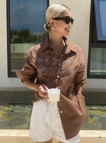 DAZY Blusa casual da donna, a manica lunga, ampia, con ricamo floreale e di farfalle, per l'estate