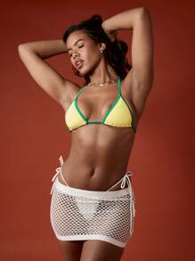 MISSGUIDED Top de bikini triangular para verano, natación, uso deportivo con ribete de contraste, para vacaciones y resorts