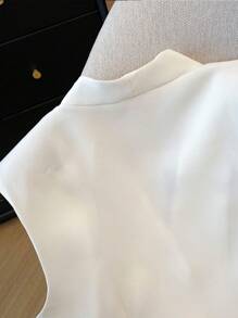 SHEIN PETITE Elegant V-Neck Sleeveless Blouse For Women, Waist-Defining, Spring/Summer - White - View 3
