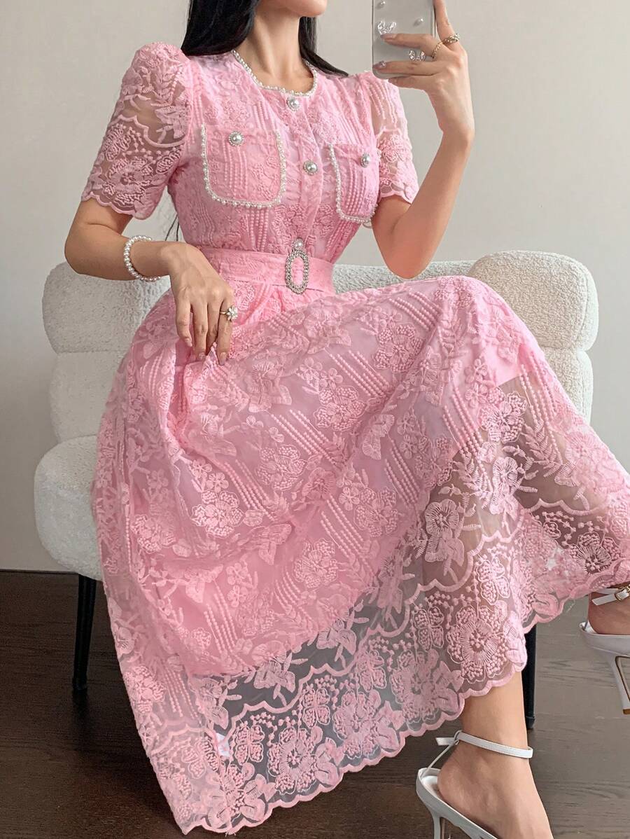 DAZY 优雅蕾丝修身中长连衣裙，高端时尚风格，修腰设计，独特非主流 - 粉色 - 查看 1